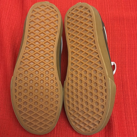 Boys Size 5 brown Vans shoes. 
Only worn once. Still smell new. - Picture 3 of 4